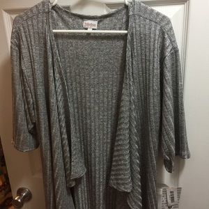 Small, LuLaRoe Shirley
